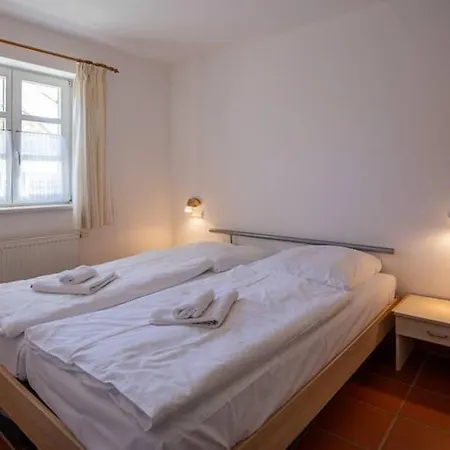 Rugana - Klassik Mit 1 Schlafzimmer Und Terrasse A24 *
