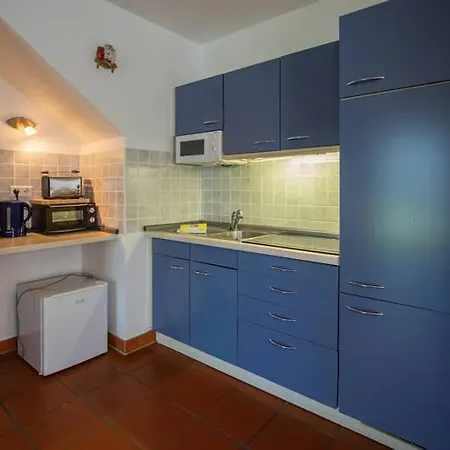 Appartamento Rugana - Klassik Mit 1 Schlafzimmer Und Terrasse A24 *