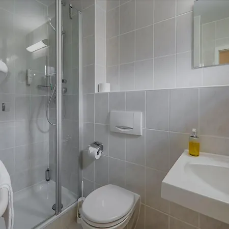 Rugana - Klassik Mit 1 Schlafzimmer Und Terrasse A24 Apartment