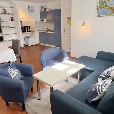 Appartamento Rugana - Klassik Mit 1 Schlafzimmer Und Terrasse A24